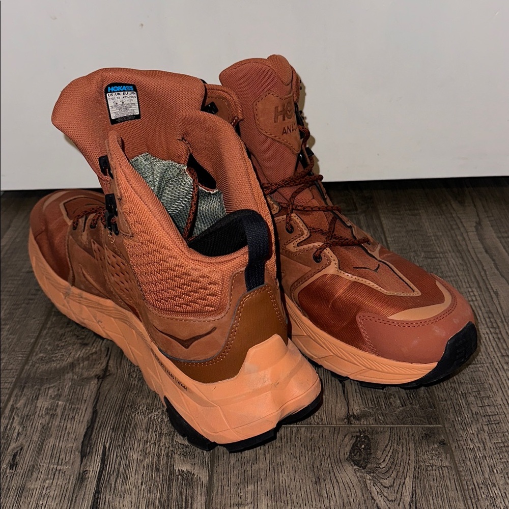 NEW- Hoka Men's Anacapa Gore Tex hiking Boots - Picture 2 of 6